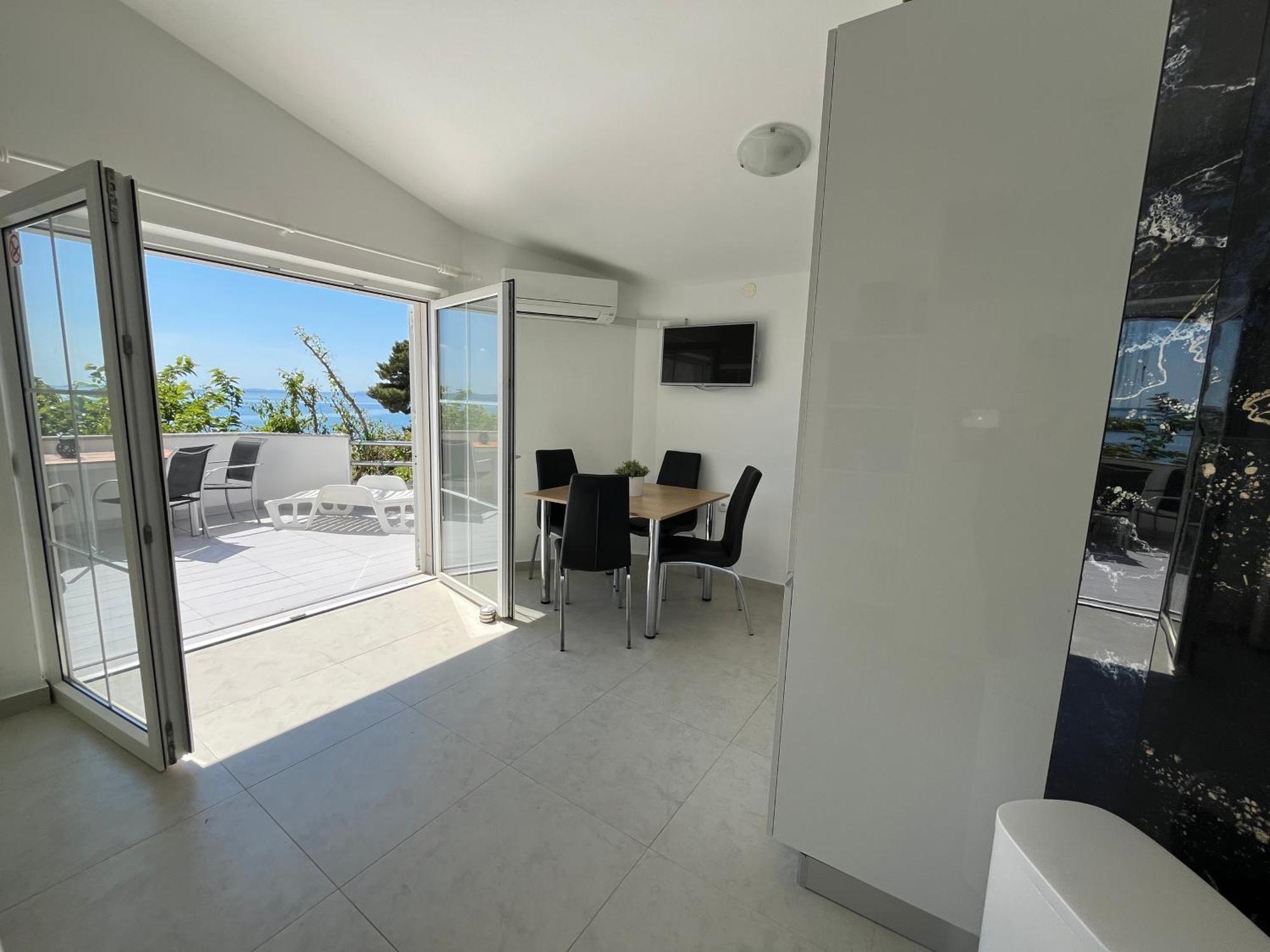Mirakul Apartments Vir Luaran gambar
